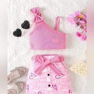 Girl outfit size 5 brand new